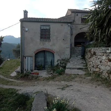 Casa Dei Templari * Finale Ligure