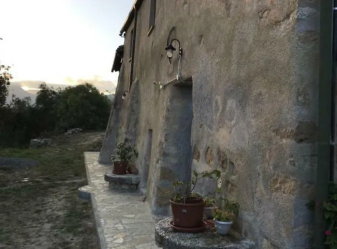 Casa Dei Templari Finale Ligure